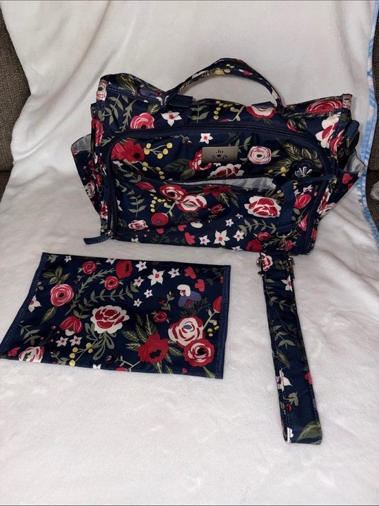Ju-Ju-Be Handbags - Ju-Ju-Be Classic Convertible Diaper Bag - Midnight Posy EUC
